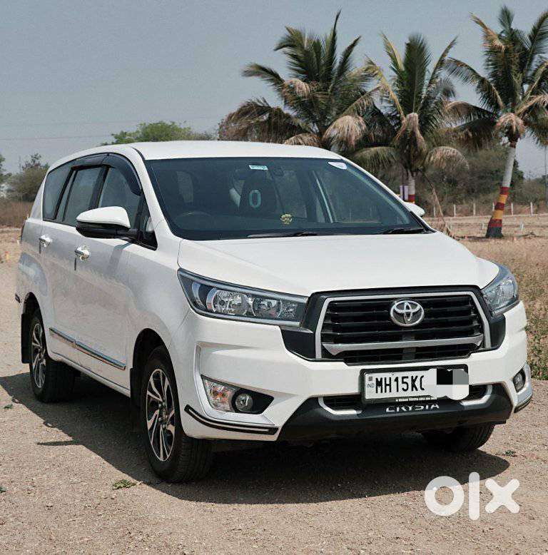 Toyota Innova Crysta 2.4 G Mt, 2025, Diesel