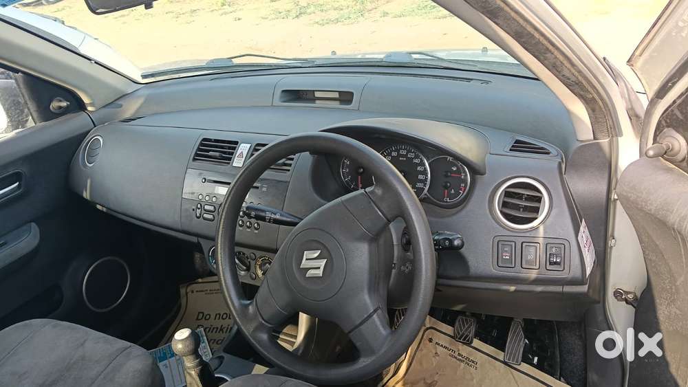Maruti Suzuki Swift Dzire Vxi Optional, 2011, Petrol
