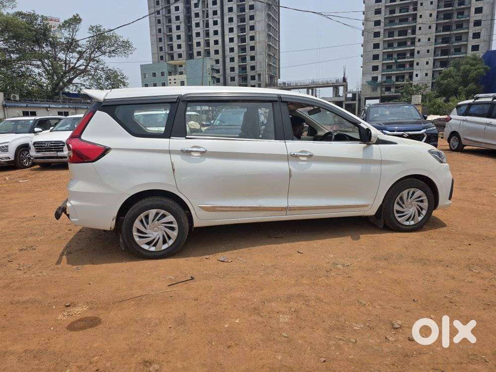 Maruti Suzuki Ertiga 1.5 Vxi, 2020, Petrol