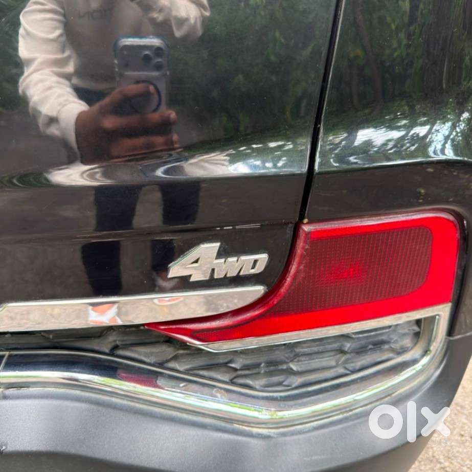 Mahindra Alturas G4 4wd At, 2021, Diesel
