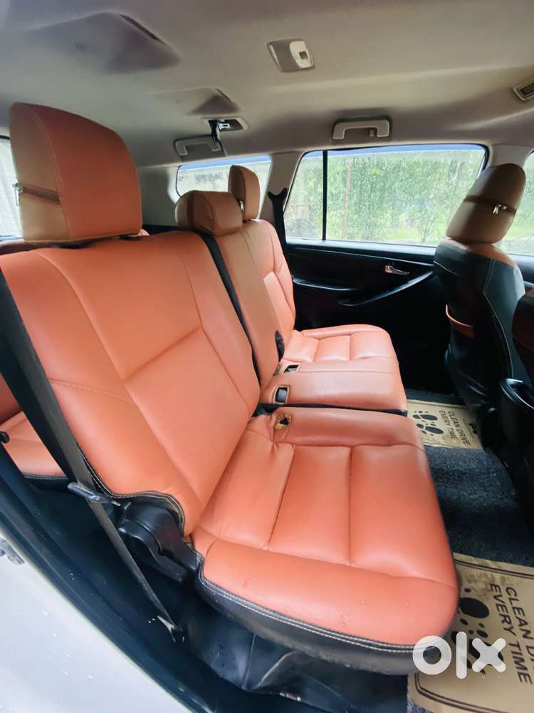 Toyota Innova Crysta 2.4 G Mt 8s, 2017, Diesel