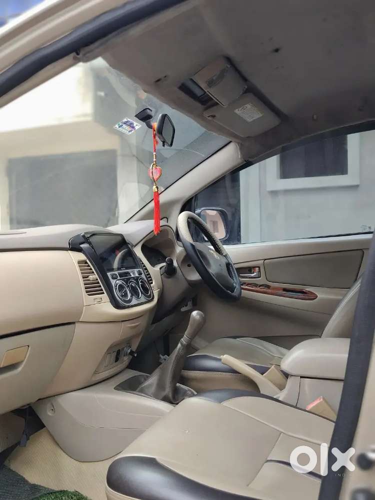 Toyota Innova 2.5 V 2008.