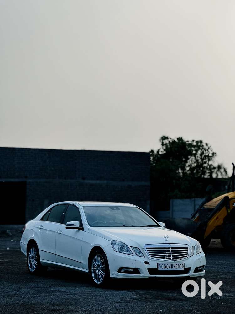 Mercedes-benz E-class 240 V6 At, 2010, Petrol
