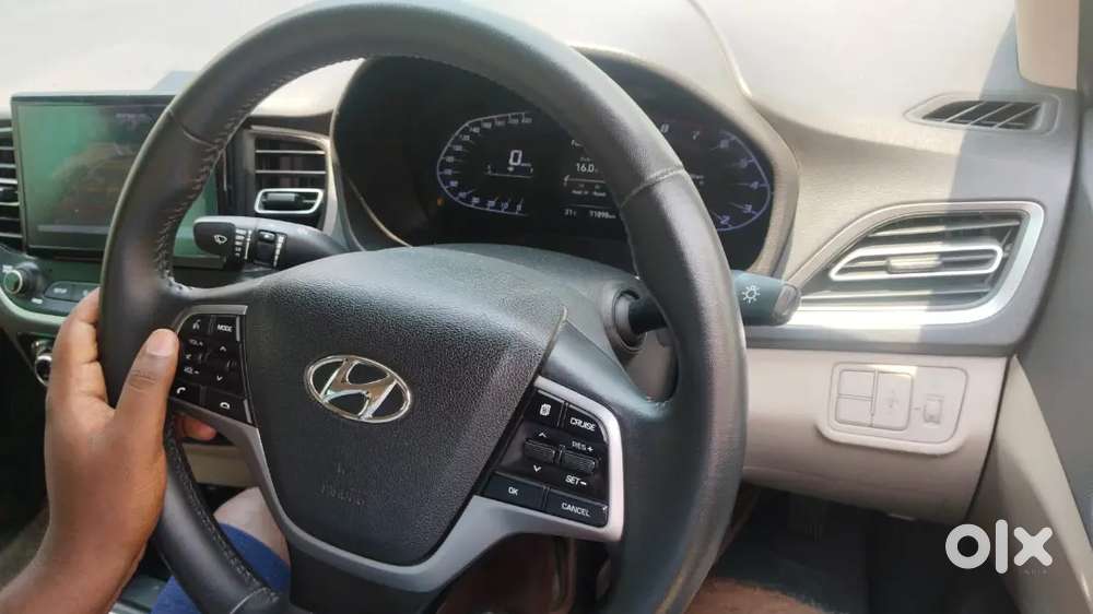 Hyundai Verna 2022 Petrol 71800 Km Driven
