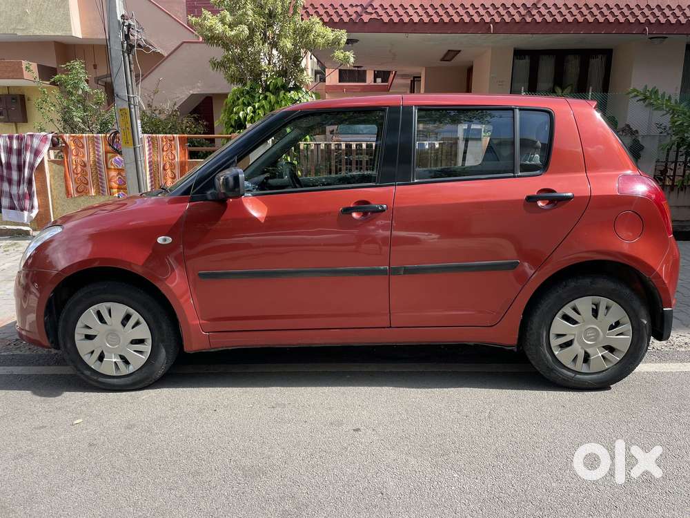 Maruti Suzuki Swift Vxi Bsiii, 2007, Petrol