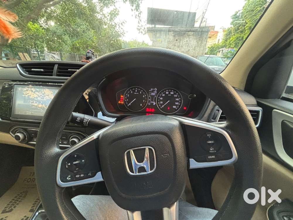 Honda Amaze 2nd Gen 2024 Cng & Hybrids Well Maintained