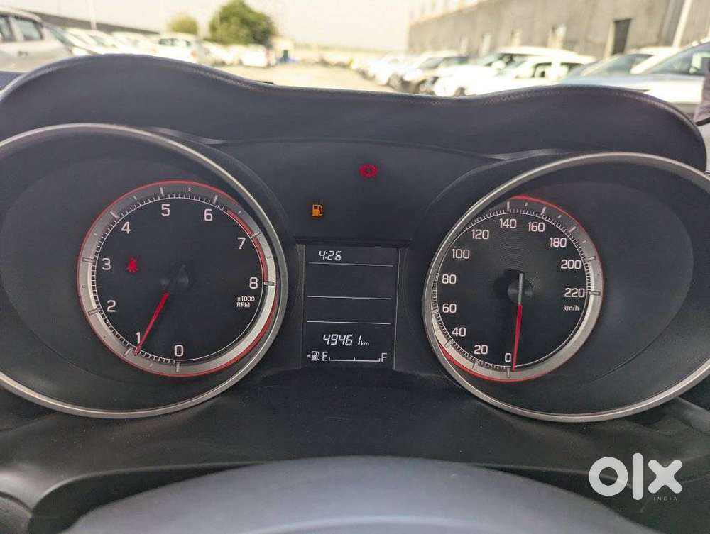 Maruti Suzuki Swift Vxi + Manual, 2023, Petrol