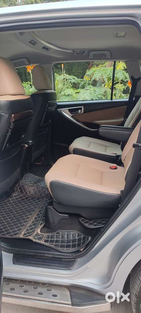 Toyota Innova Crysta 2.4 G Mt, 2019, Diesel