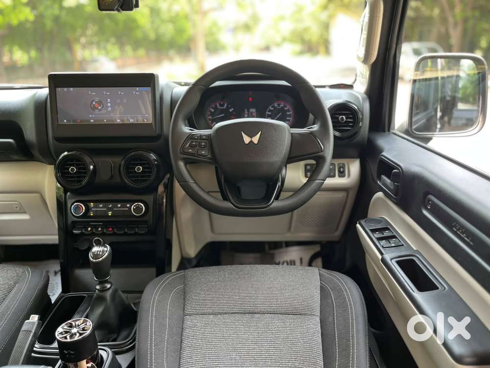 Mahindra Thar Roxx Mx1 Petrol Mt 2wd, 2025, Petrol