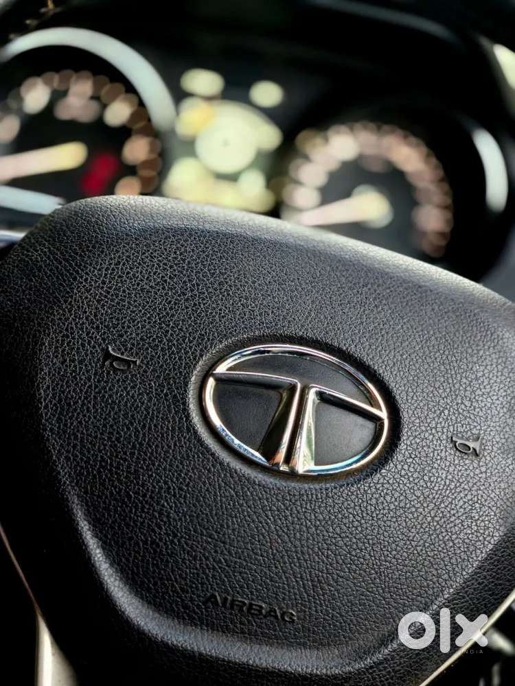 Tata Hexa 2.2 Xta 4x2 7 Str, 2018, Diesel