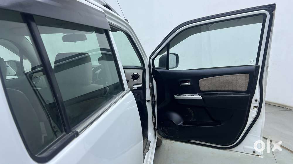 Maruti Suzuki Wagon R Vxi, 2015, Petrol