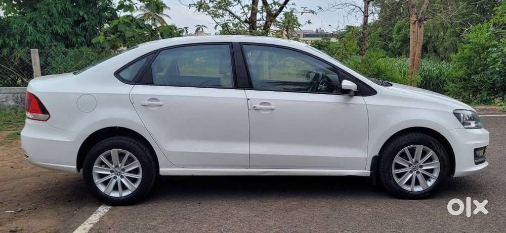 Volkswagen Vento 1.2 Tsi Highline At, 2016, Petrol