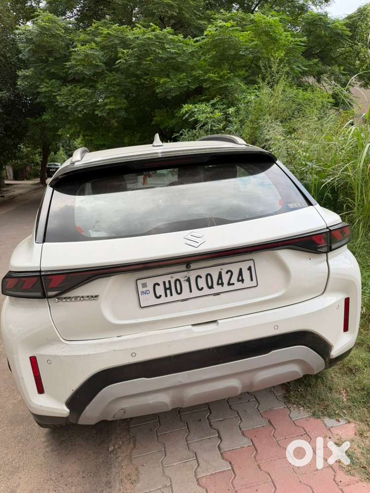 2023 Maruti Suzuki Fronx Cng 1st Owner....fully Insured