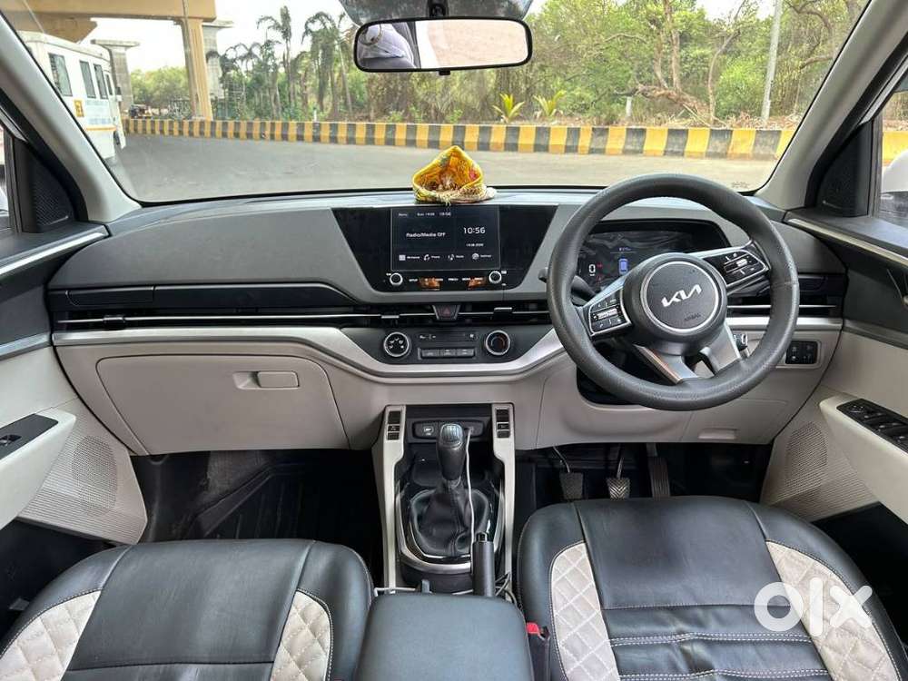 Kia Carens 1.5 Prestige 7 Str, 2023, Petrol