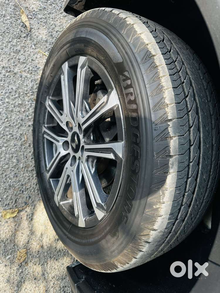 Mahindra Xuv700 2.0 Ax 7 Petrol At Luxury Pack Str, 2025, Diesel