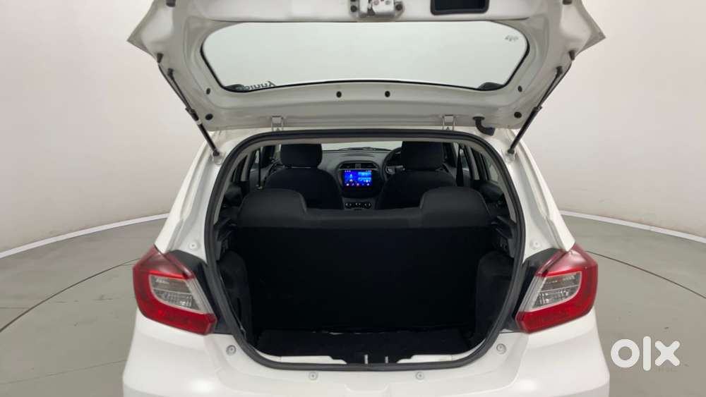 Tata Tiago Xe, 2021, Petrol
