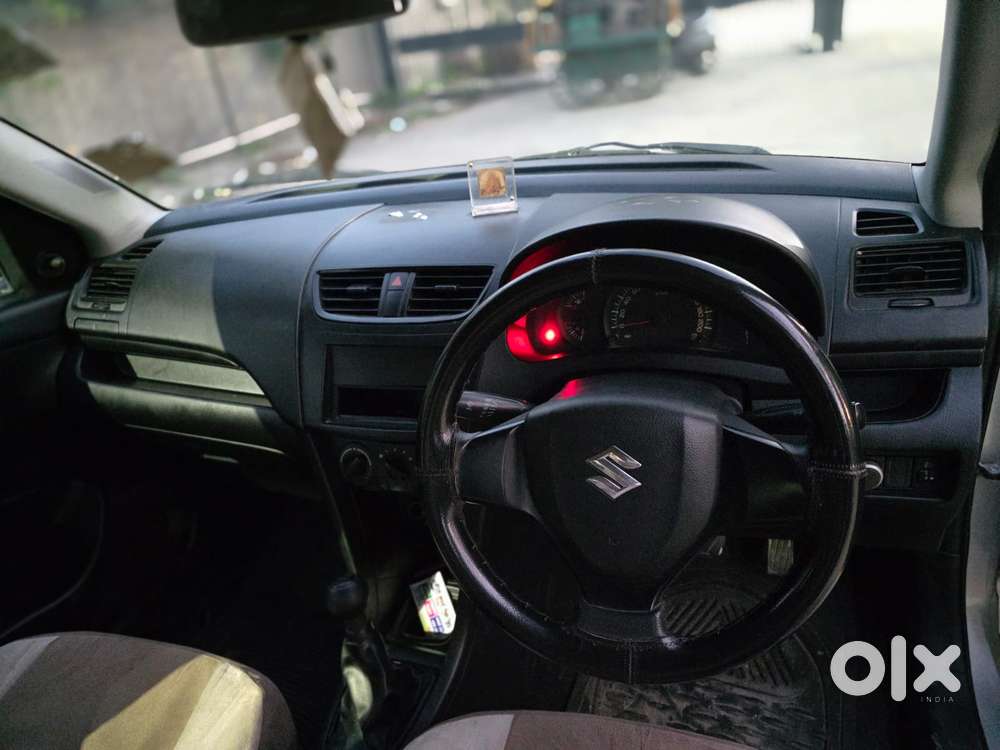 Maruti Suzuki Swift Lxi Option, 2012, Cng & Hybrids