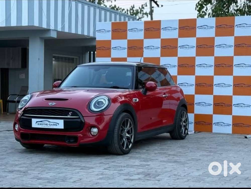 Mini Cooper 3 Door John Works, 2018, Petrol