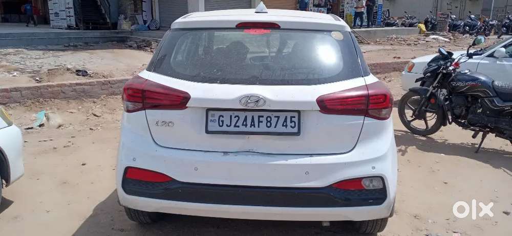 Single Owner 2019 [make/model] - Manual Petrol (1.17 Lakh Kms)