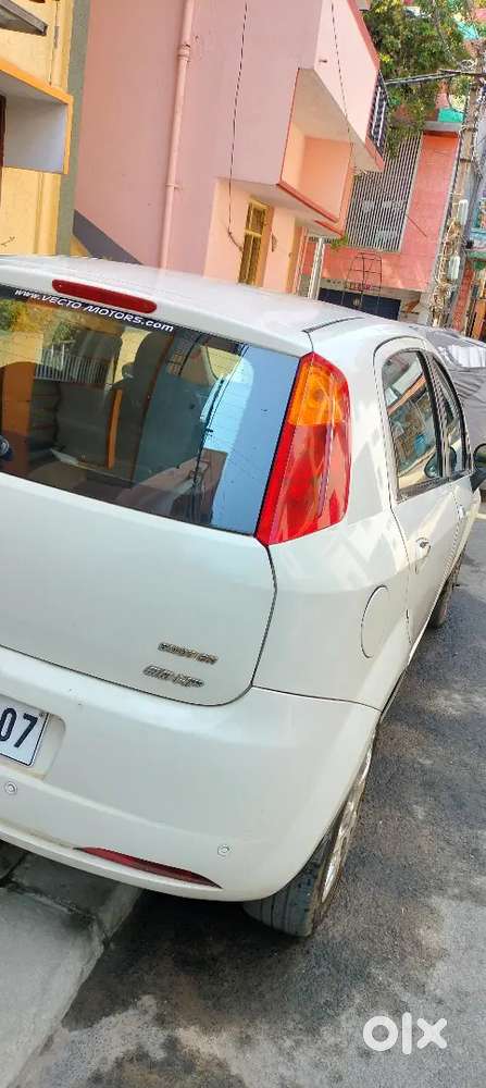 Fiat Grande Punto 2011 Diesel 101000 Km Driven