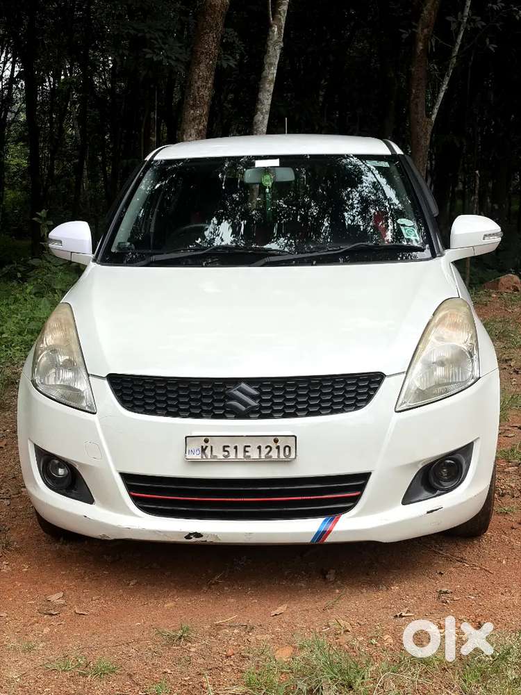 Maruti Suzuki Swift Vxi Petrol 2013