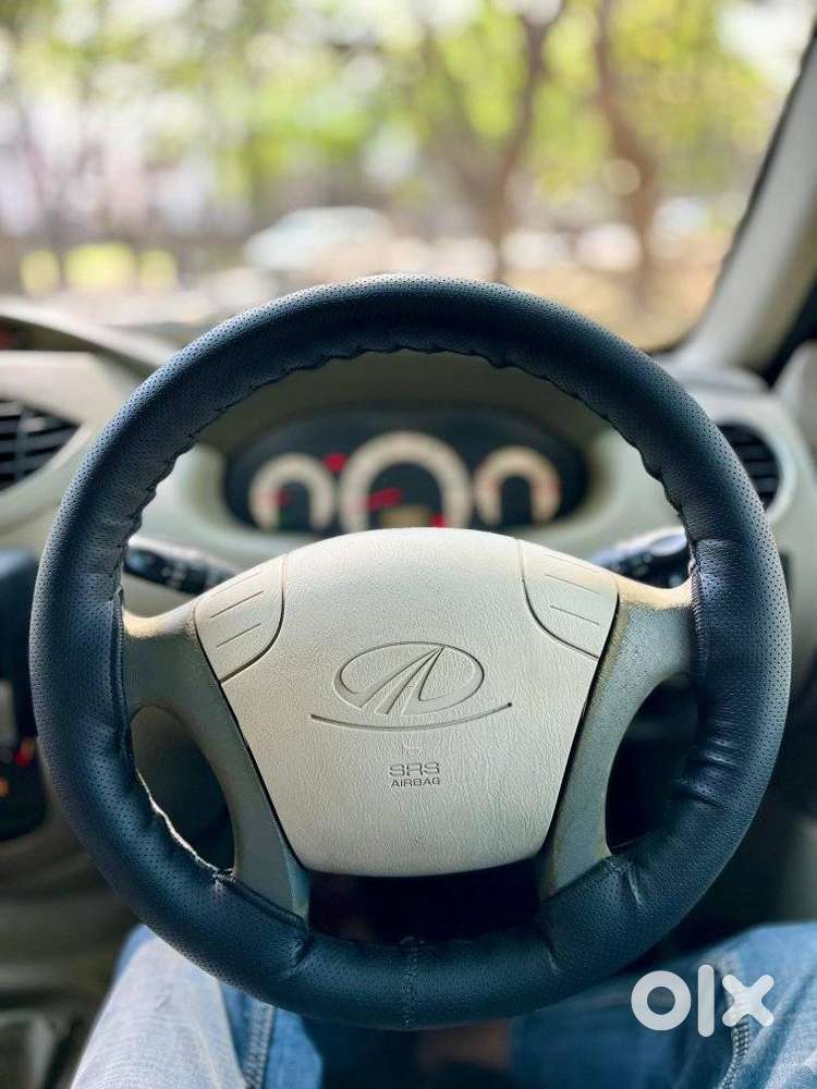 Mahindra Quanto C8, 2013