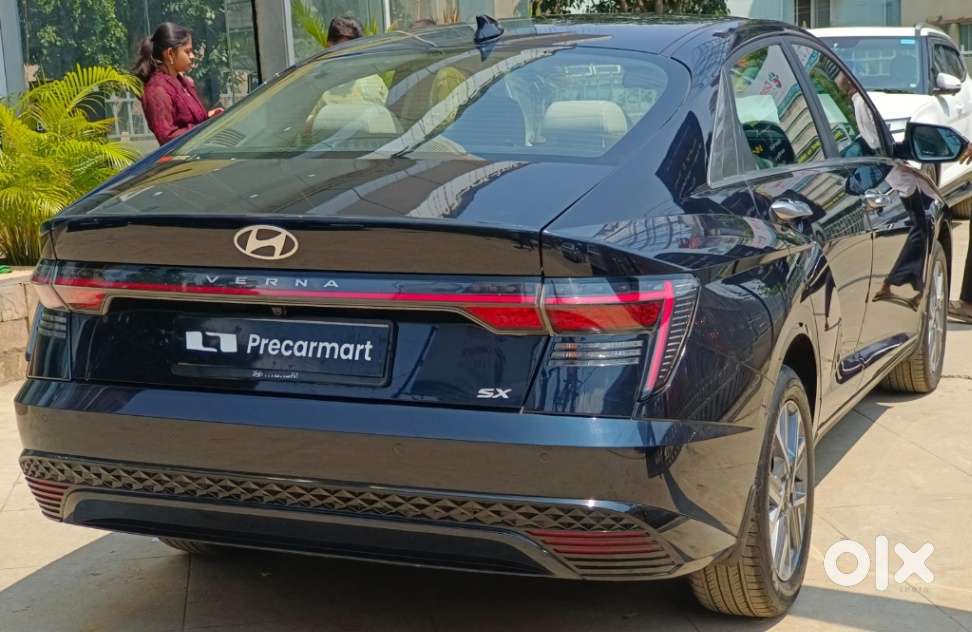 Hyundai Verna 1.5 Sx (o) Ivt, 2023, Petrol