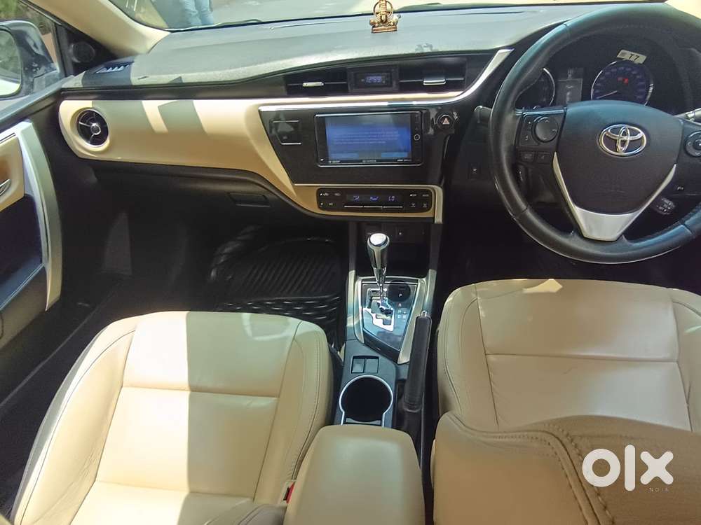 Toyota Corolla Altis 2013-2017 Vl At, 2017, Petrol