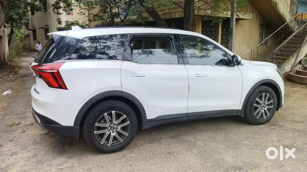 Mahindra Xuv 700 Ax7 2.0 Petrol Manual Variant Driven 10,000 Kms