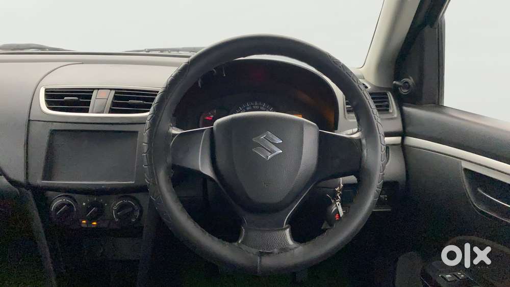 Maruti Suzuki Swift Lxi, 2016, Petrol