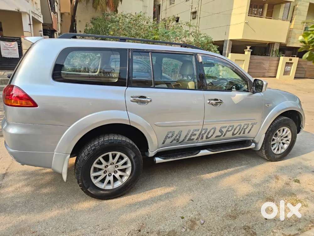 Mitsubishi Pajero Sport 2012