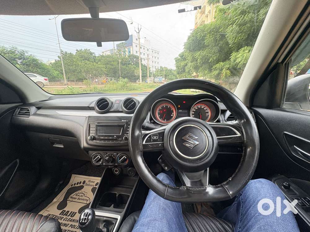 Maruti Suzuki Swift Vxi Optional, 2020, Petrol