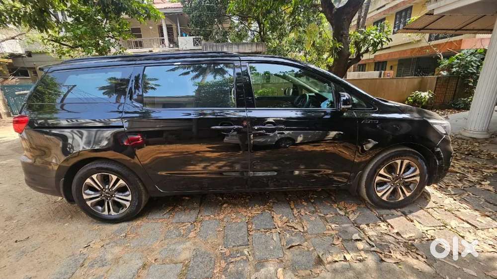 Kia Carnival 2022 Diesel Well Maintained