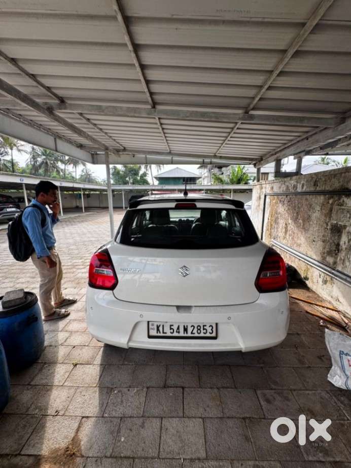 Maruti Suzuki Swift Vvt Vxi, 2021, Petrol