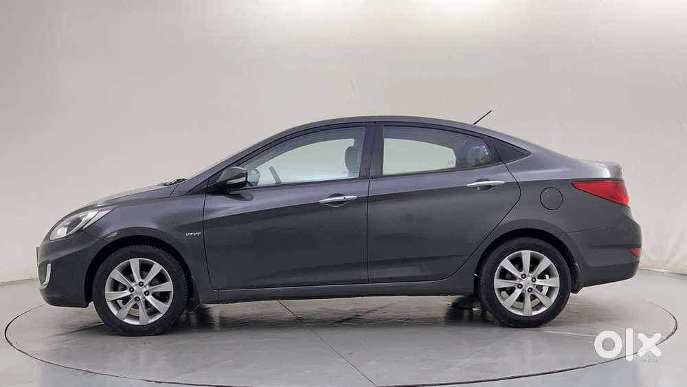 Hyundai Verna Fluidic 1.6 Vtvt Sx Opt, 2012, Petrol