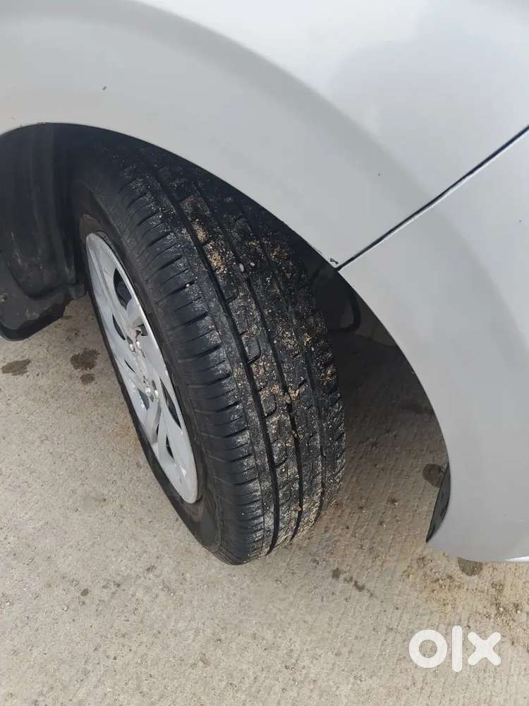 Hyundai Aura 2022 Cng & Hybrids 127000 Km Driven