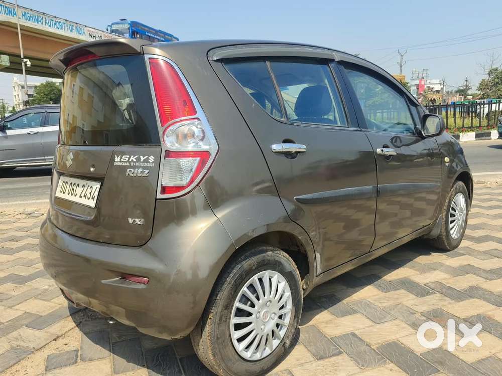 Maruti Suzuki Ritz Vxi, 2016, Petrol