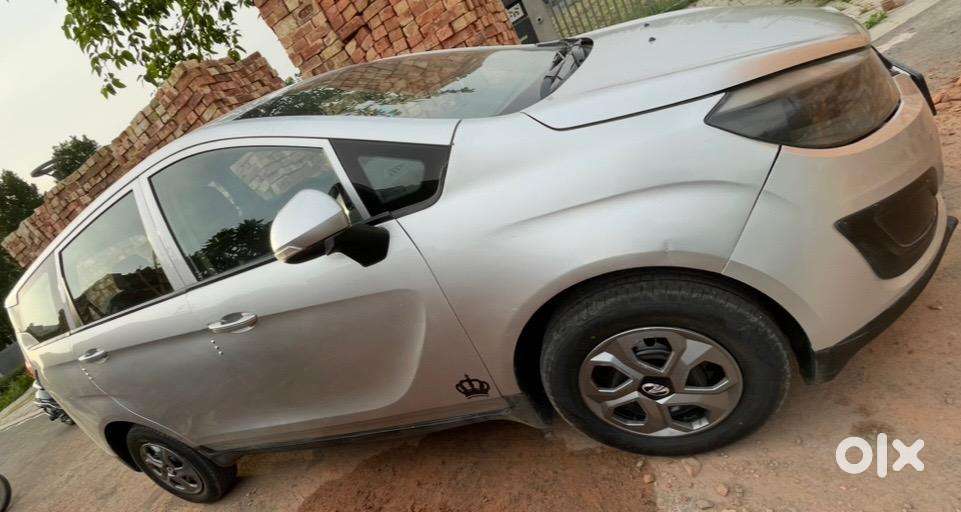 Mahindra Marazzo 2019 Diesel 90000 Km Driven