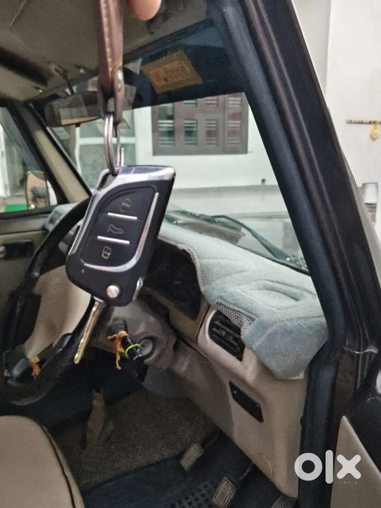 Mahindra Bolero Gold Zx 2017 Year