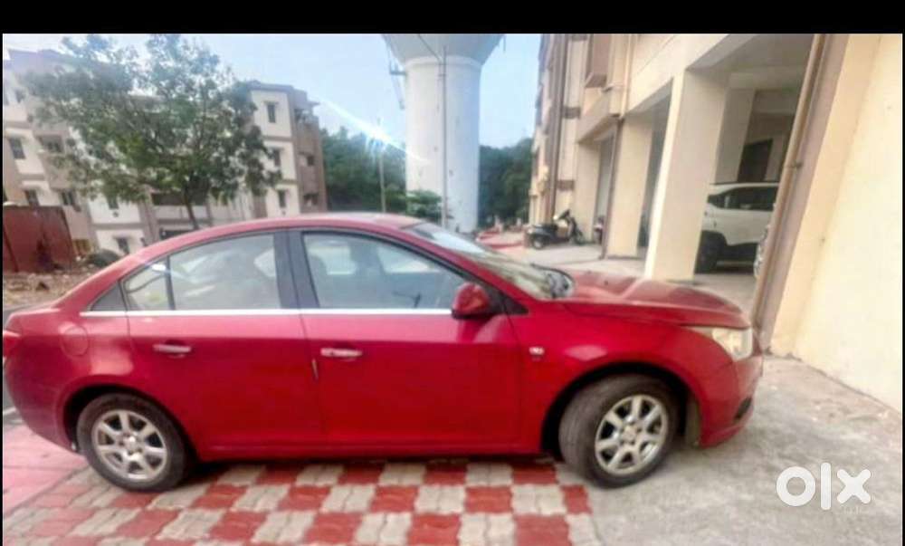 Chevrolet Cruze 2011 Diesel 70000 Km Driven
