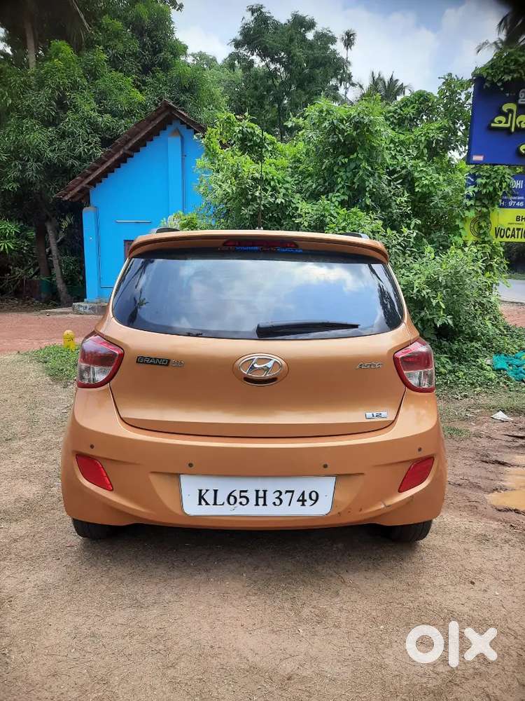 Hyundai Grand I10 2016 Petrol Well Maintained