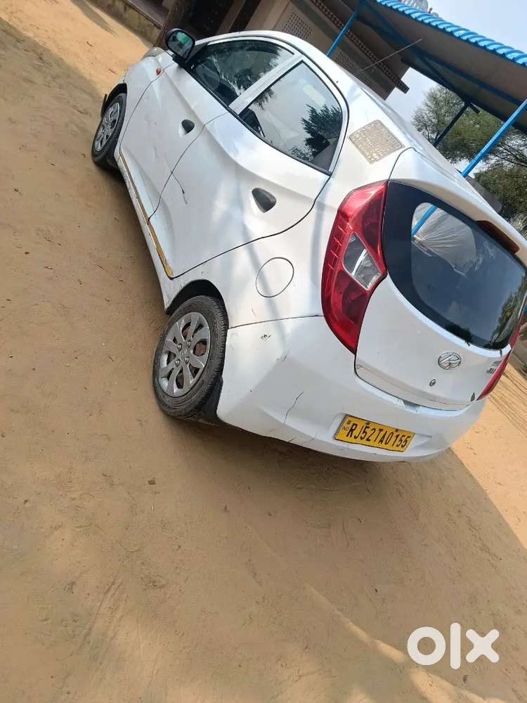 Hyundai Eon 2017 Petrol 90000 Km Driven