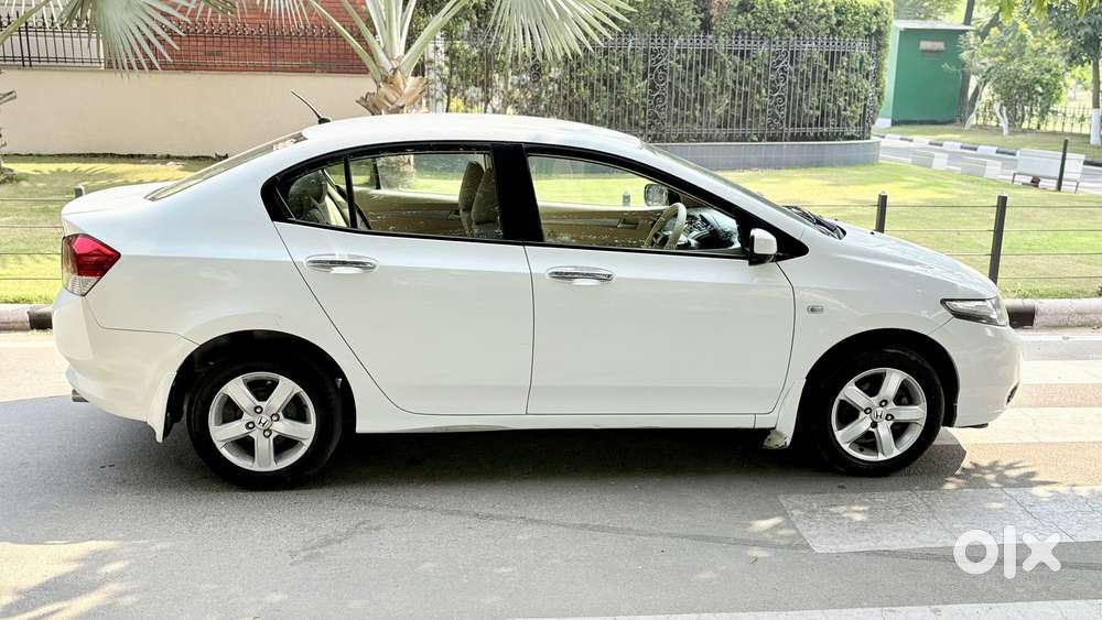 Honda City V Inspire, 2011, Petrol