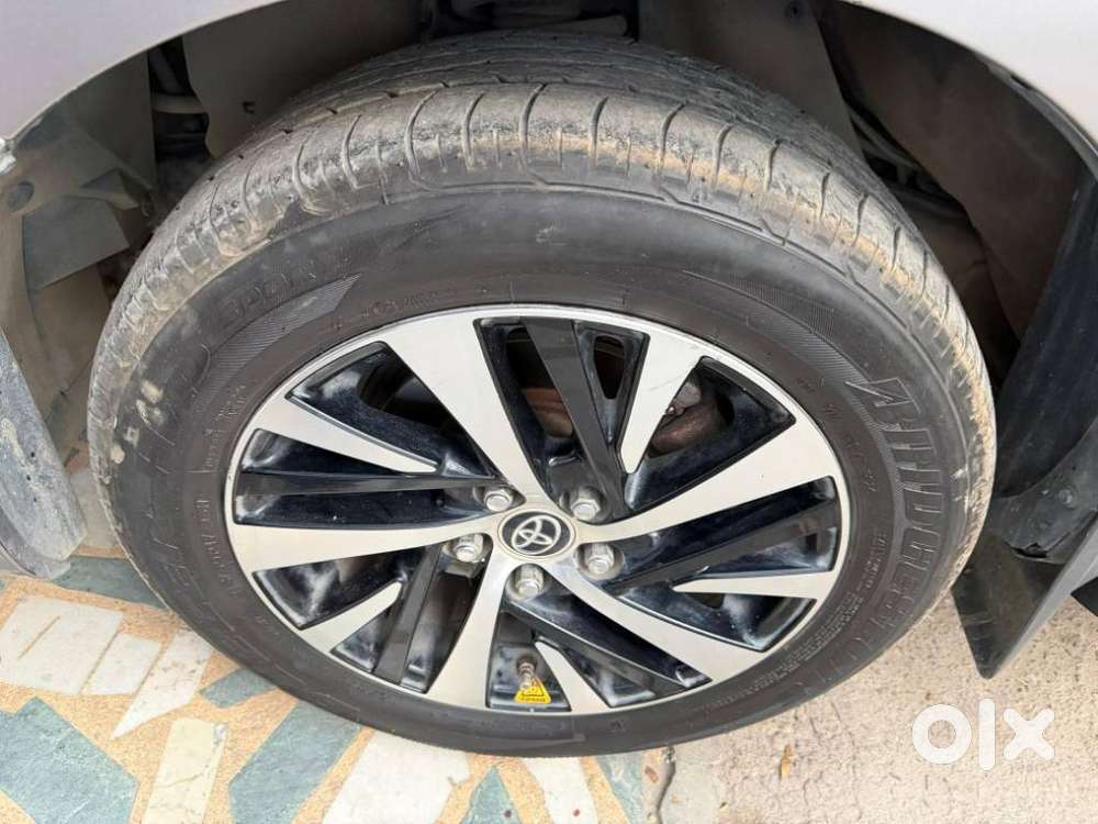 Toyota Innova Crysta [2020-ongoing] 2.4 Gx At 7 Str, 2020, Diesel