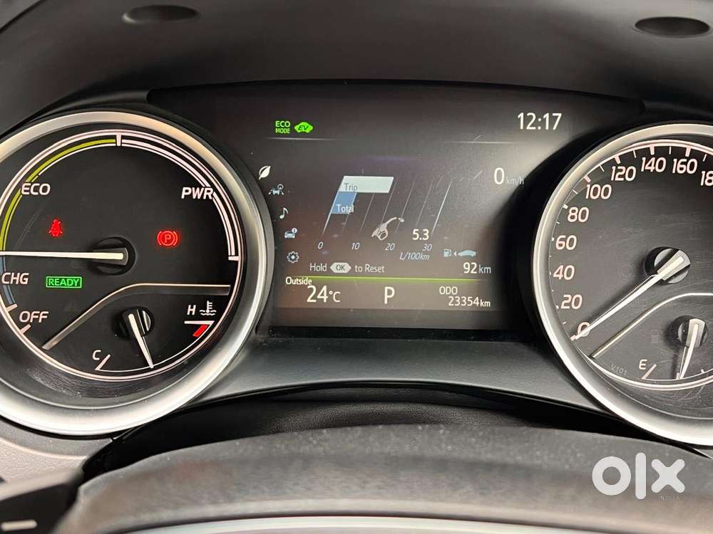 Toyota Camry Hybrid, 2024, Cng & Hybrids