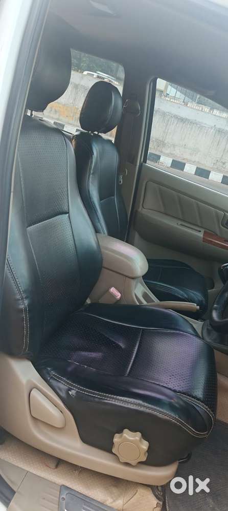 Toyota Fortuner 3.0 4x4 Manual, 2011