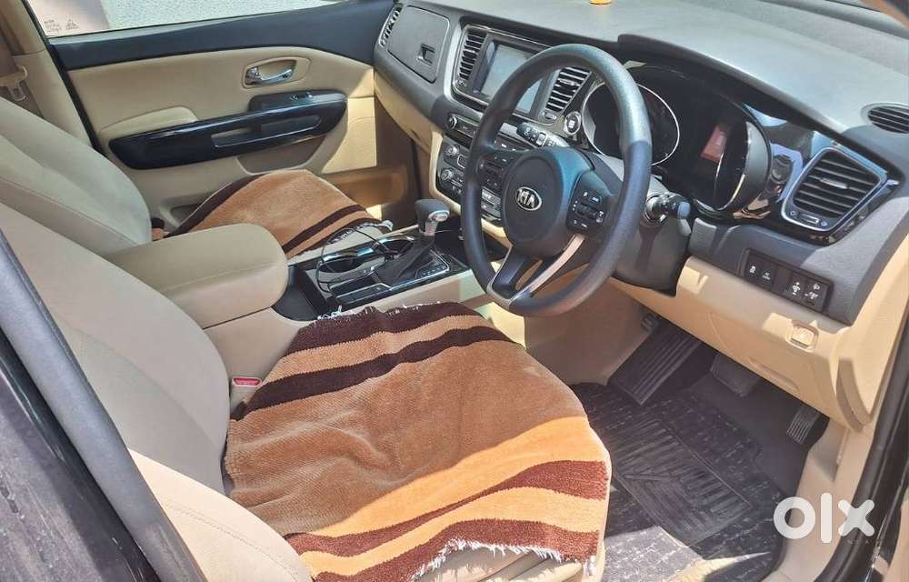 Kia Carnival Prestige, 2021, Diesel