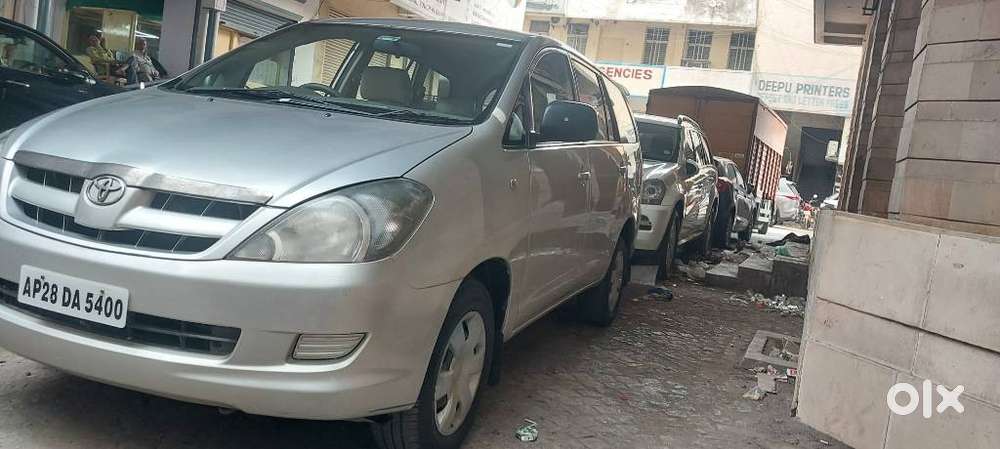 Toyota Innova 2004-2011 2.5 G4 Diesel 8-seater, 2008, Diesel