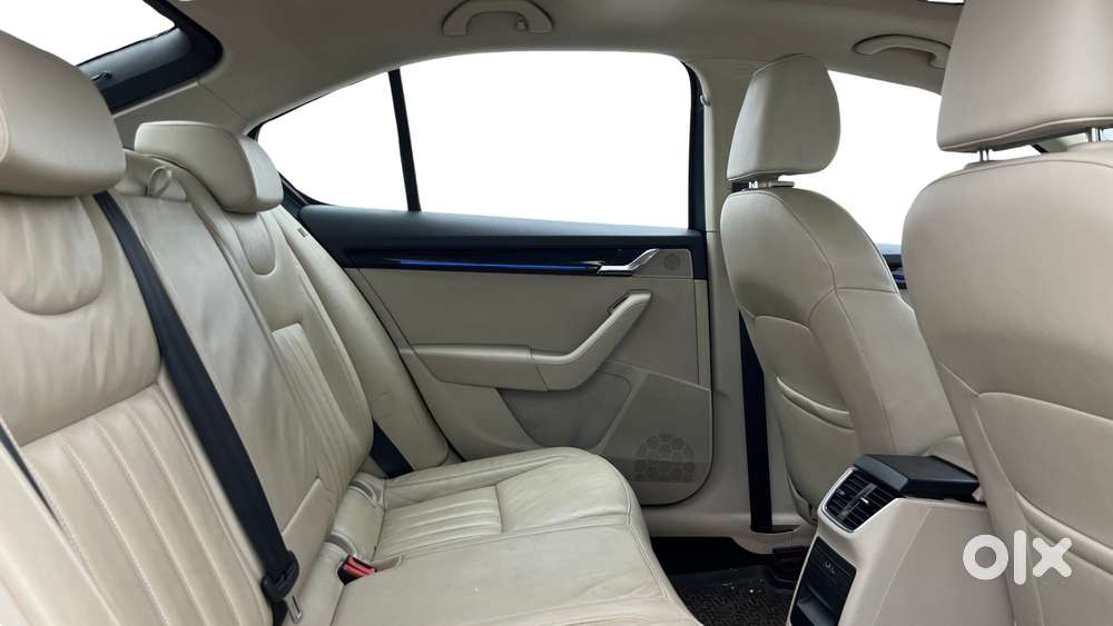 Skoda Octavia 1.8 Tsi At L K, 2018, Petrol