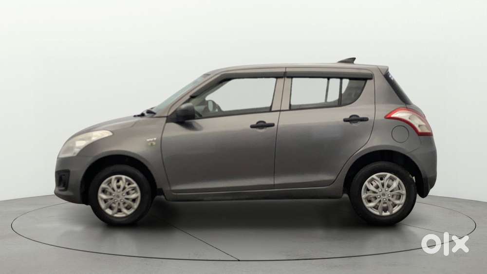 Maruti Suzuki Swift Lxi, 2015, Petrol